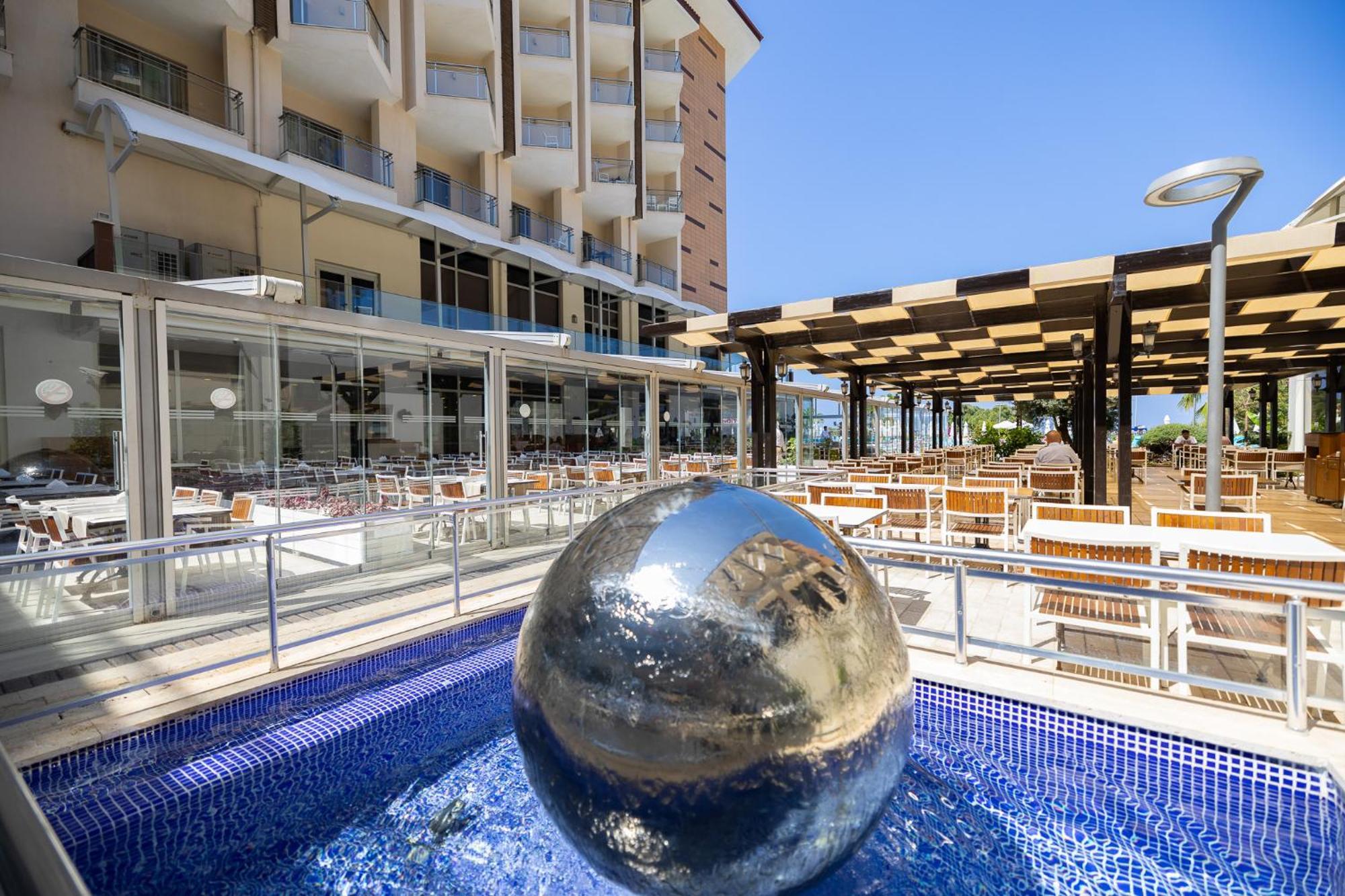 Ramada Resort Kusadasi & Golf Exterior photo