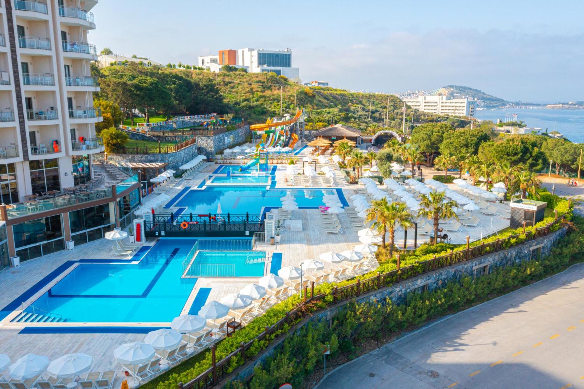 Ramada Resort Kusadasi & Golf Exterior photo A view of the hotel
